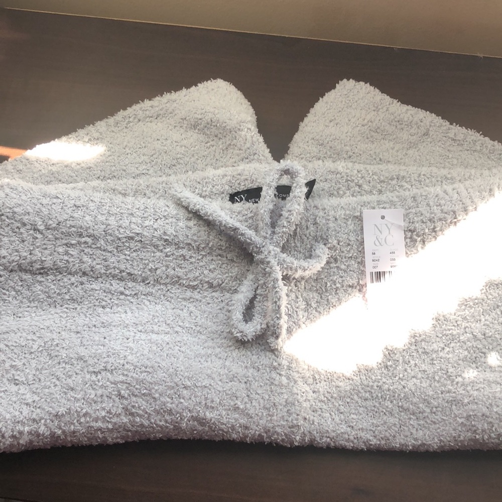 NWT choice of cozy fuzzy black or gray drawstring shorts - Picture 11 of 11